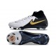 Chaussure Nike Phantom Luna II Elite FG Blanc Noir Pièce Dor Métallique